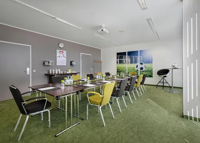 Tulip Arena - 2 Minuten Fussweg Zur Messe Hotel Düsseldorf