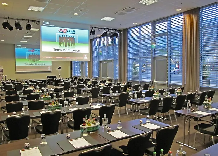 Hotel Tulip Arena - 2 Minuten Fussweg Zur Messe 4*