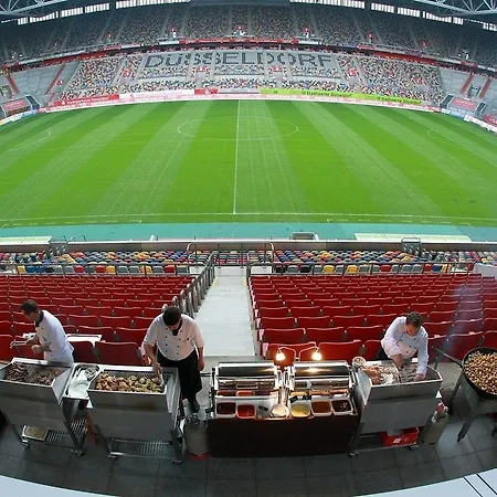 Tulip Arena - 2 Minuten Fussweg Zur Messe 4*