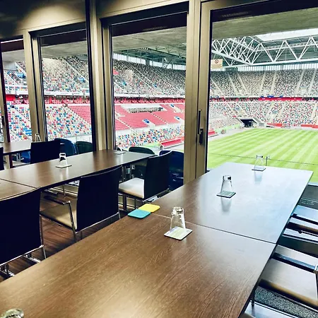 Otel Tulip Arena - 2 Minuten Fussweg Zur Messe 4*