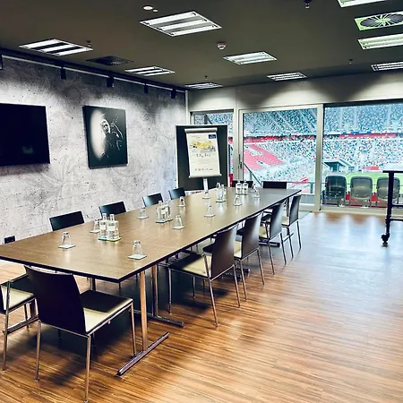 Tulip Arena - 2 Minuten Fussweg Zur Messe 4* Düsseldorf