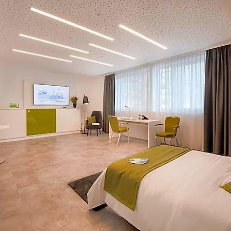 Tulip Arena - 2 Minuten Fussweg Zur Messe 4* Düsseldorf
