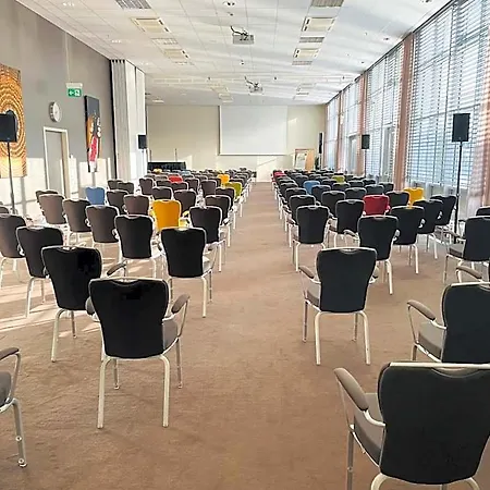 Hotel Tulip Arena - 2 Minuten Fussweg Zur Messe Düsseldorf