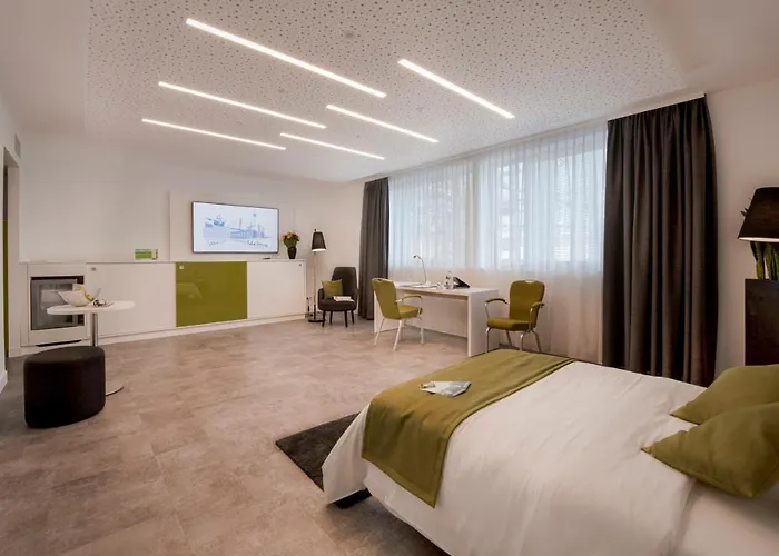 Tulip Arena - 2 Minuten Fußweg Zur Messe 4* Düsseldorf