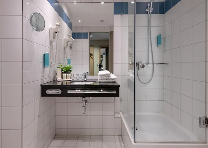 Tulip Arena - 2 Minuten Fussweg Zur Messe Hotel 4*